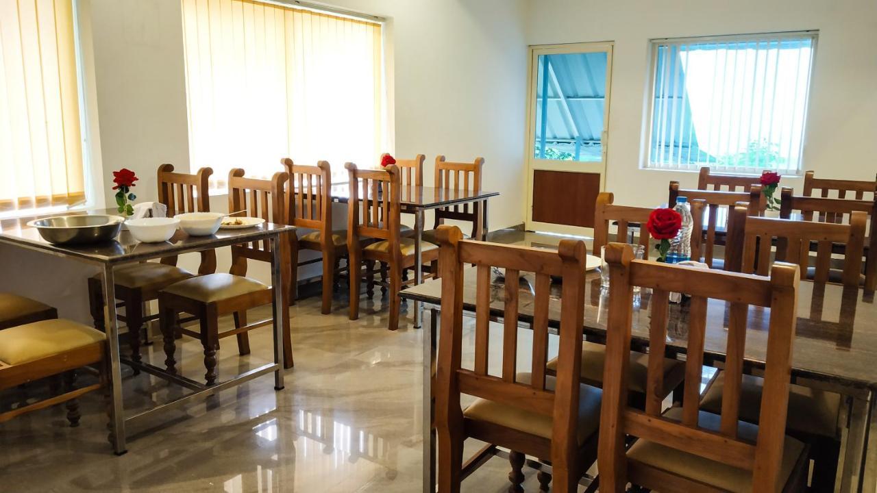 Lime Light Resort Munnar Esterno foto